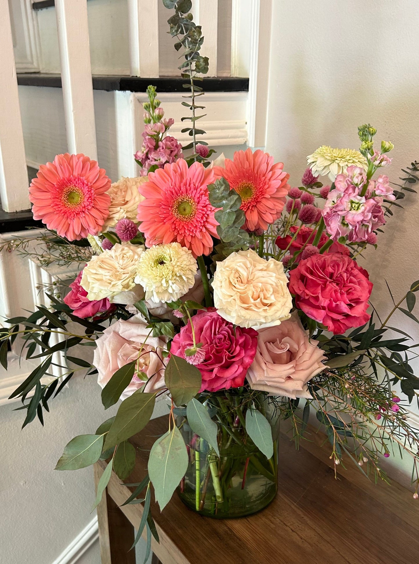 Subscription: Large Arrangement- 2 Per Month (20-24 Focal Stems)